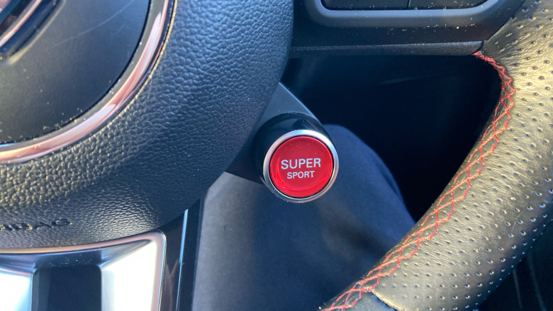 MG HS 1.5 T-GDI Trophy 5dr DCT Petrol Hatchback